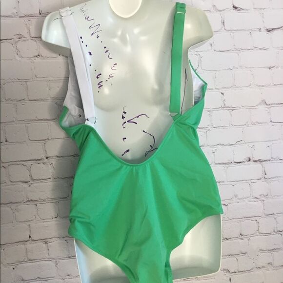 ‎One Piece Swimsuit Size 3 +Sarong-beach Cover - Picture 11 of 13